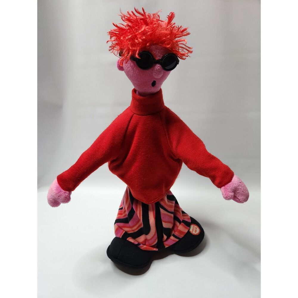 Hallmark Singing Dancing Plush “Love Machine” Animated Doll Works
